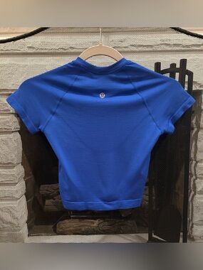 Lululemon Swiftly Tech Cropped Short-Sleeve Shirt 2.0 - Size 2